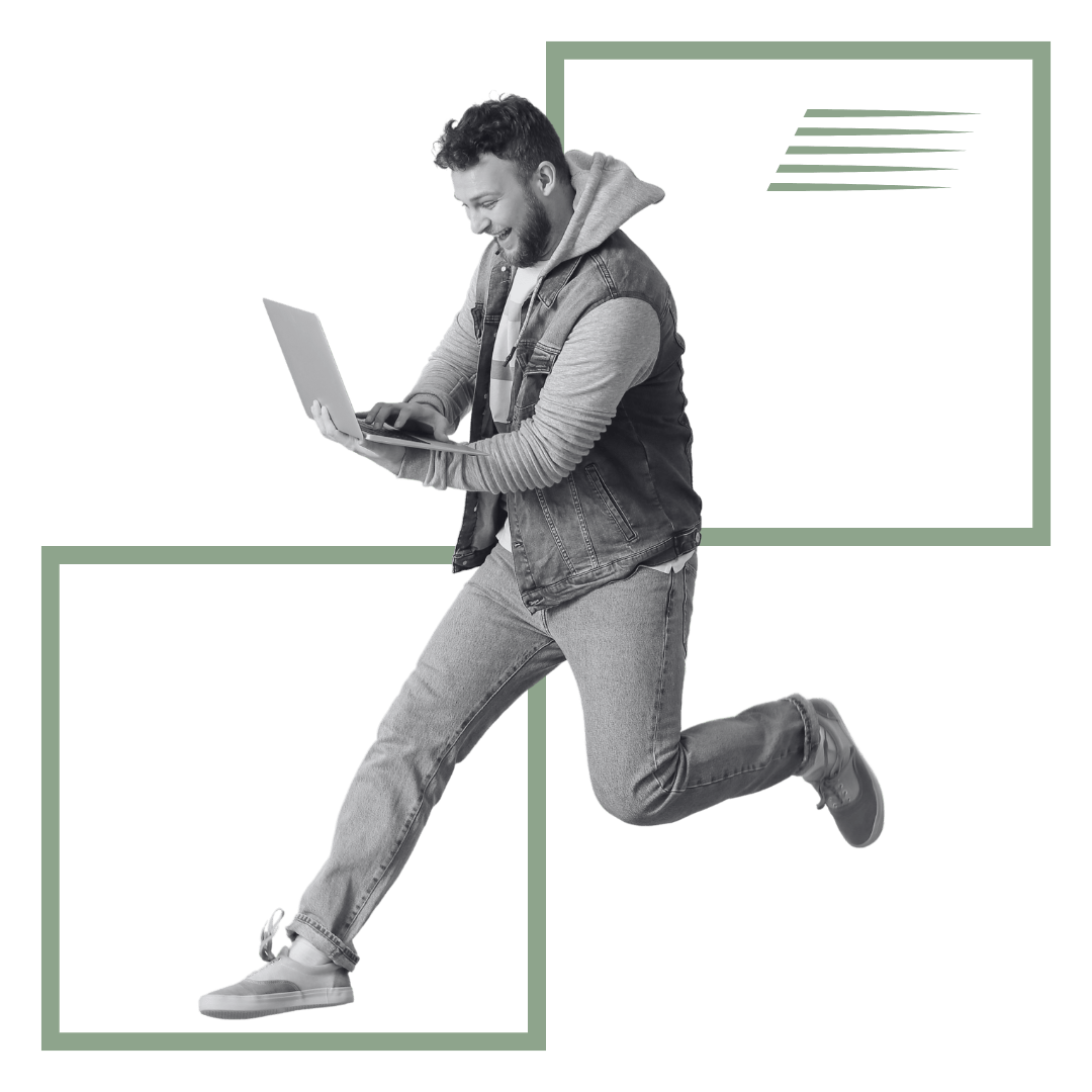 رجل يقفز ويحمل حاسوبًا محمولًا، يرمز إلى السرعة والإبداع في إنجاز المهام.